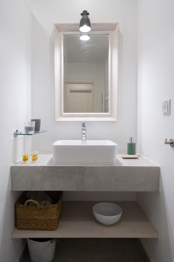 1Br Athenian Serenity 15 Minutes From Acropolis Athens Ngoại thất bức ảnh